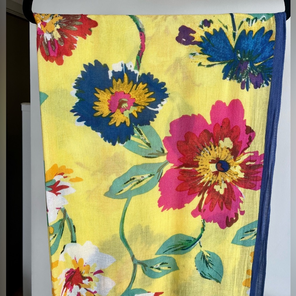 Kate Spades In Full Bloom Jumbo Blossom Boho Floral Boho Vacation Scarf Fall